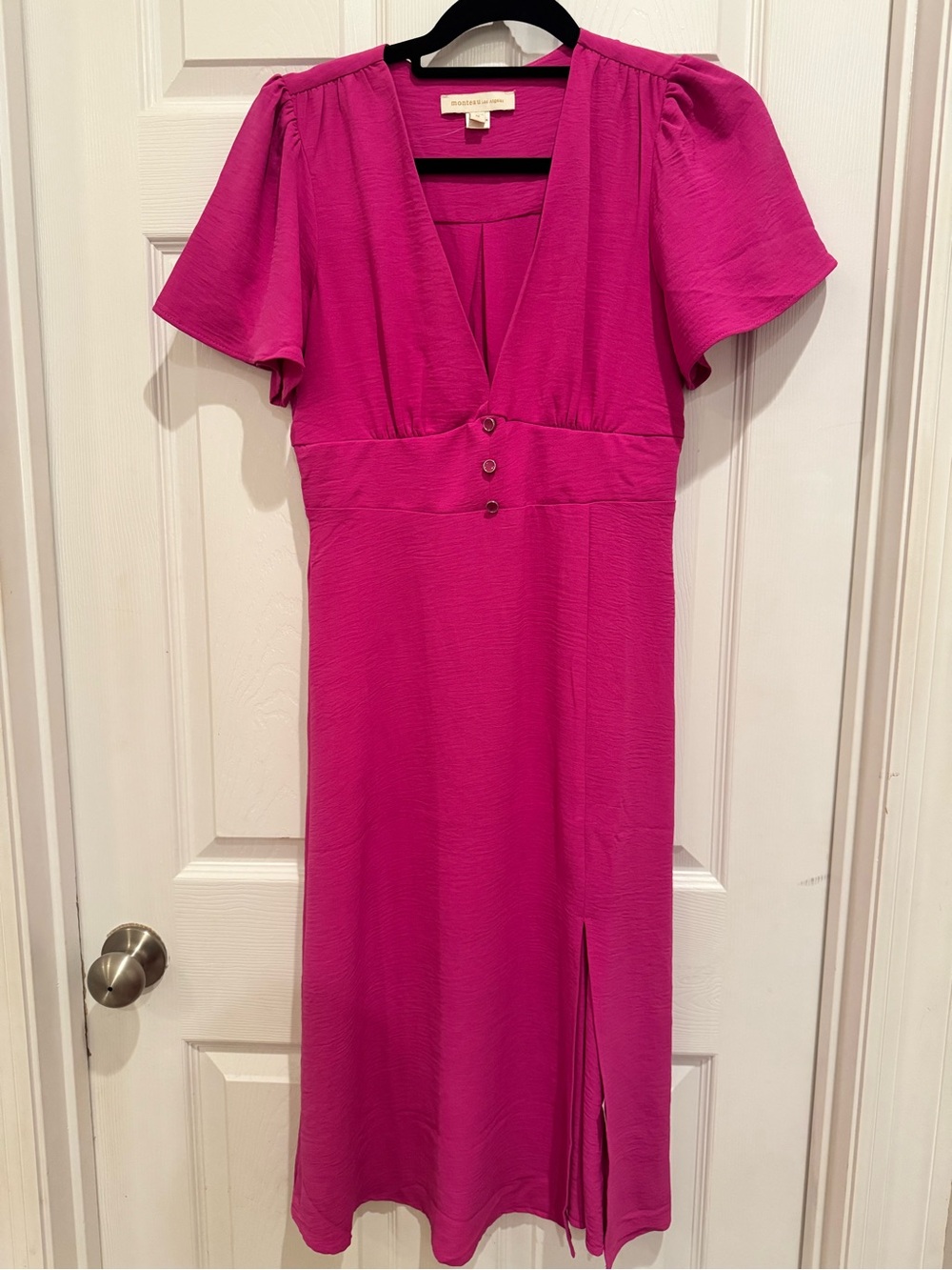 Monteau Fuchsia V‑Neck Midi Dress